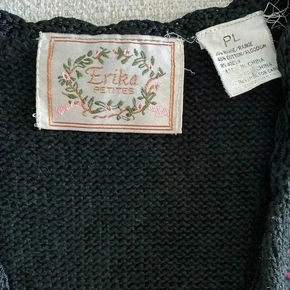 ERIKA Vtg‎ Cottagecore Floral Embroidered Beads Vest Button Black SmallP Spring - Picture 2 of 6